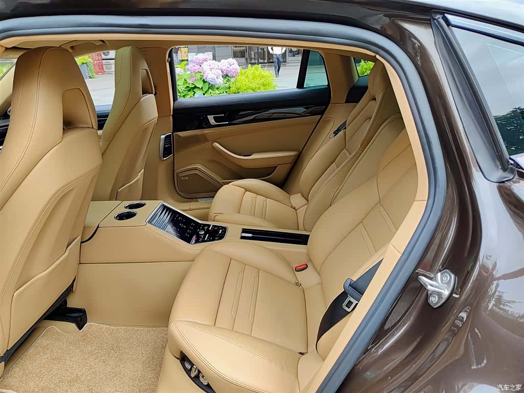 Porsche Panamera, 2018 8