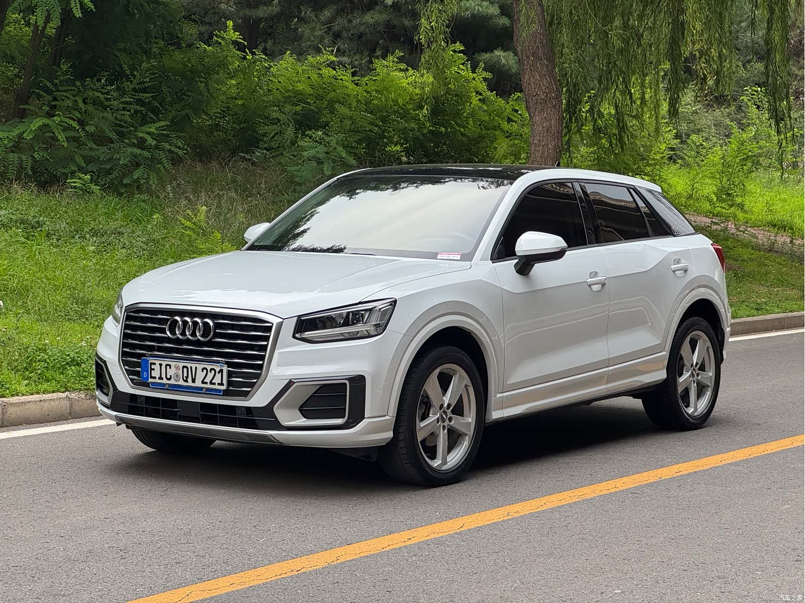 Audi Q2L, 2020 1