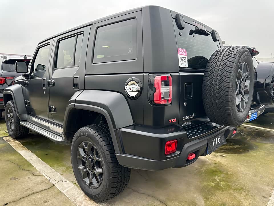 Beijing BJ40