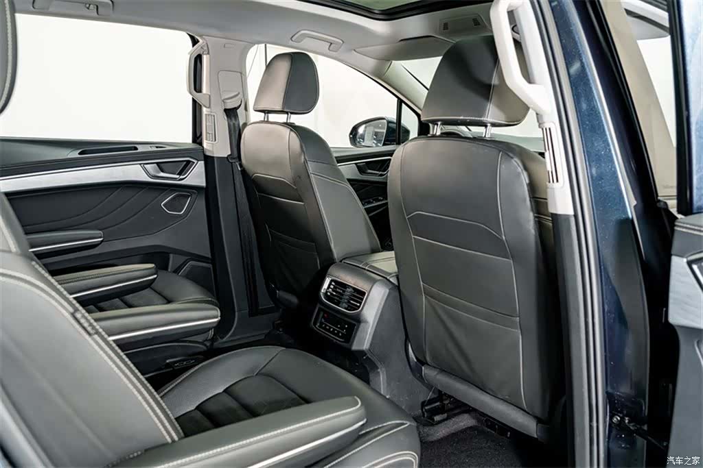 Volkswagen Talagon, 2022 21