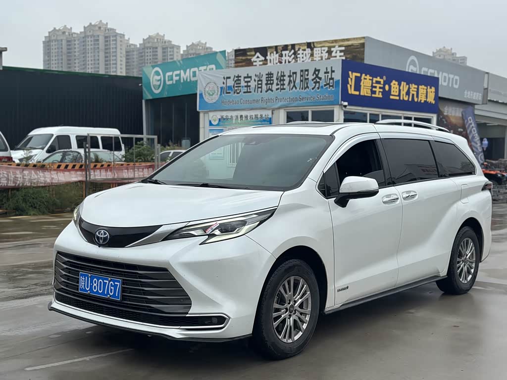 Toyota Sienna 2021 2.5L