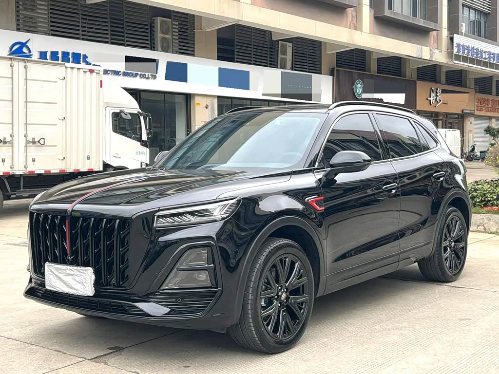 Hongqi HS5