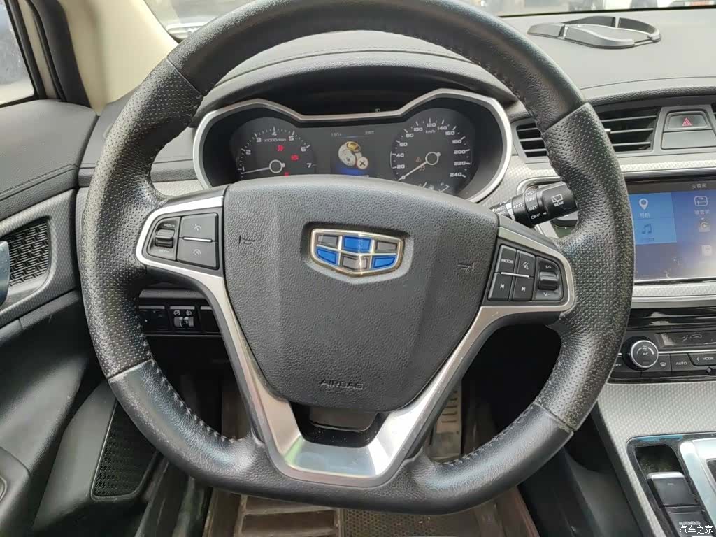 Geely Emgrand, 2017 3