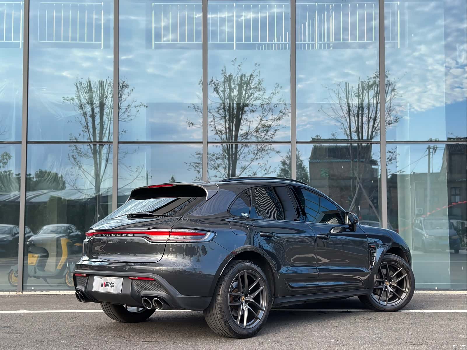 Porsche Macan, 2023 все фото
