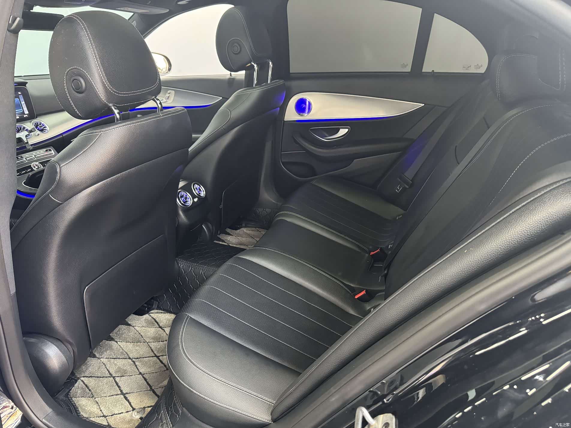 Mercedes-Benz E-Class, 2019 15