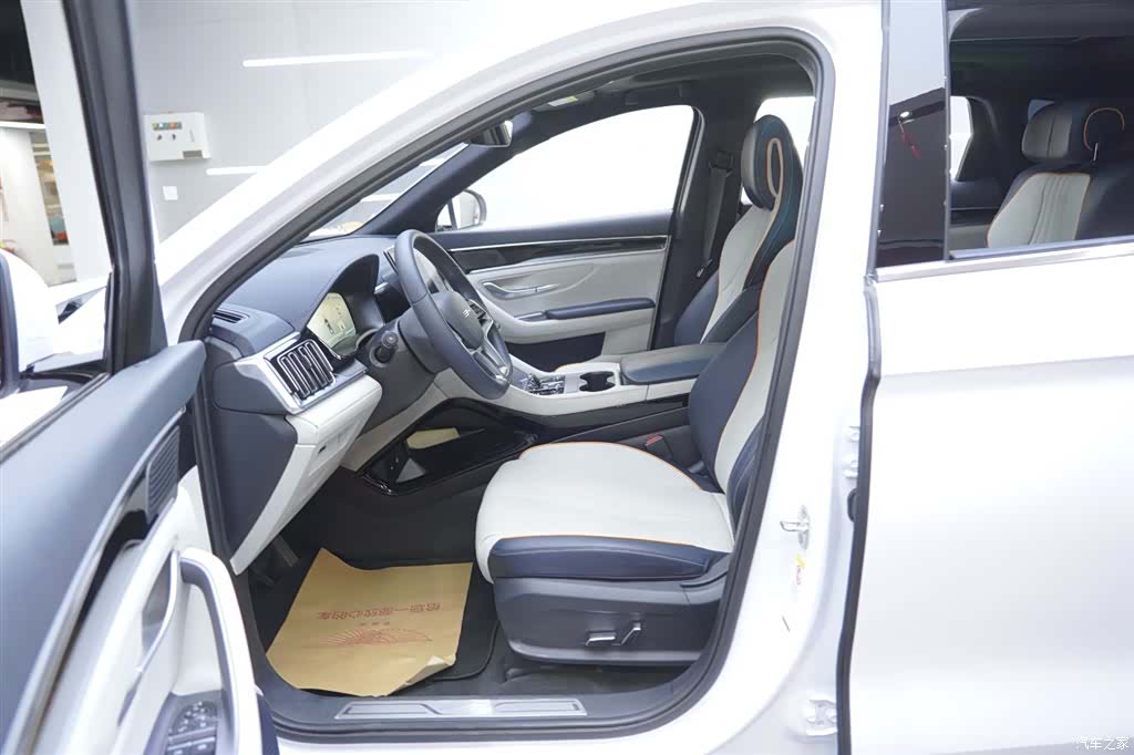 BYD Song, 2023 11