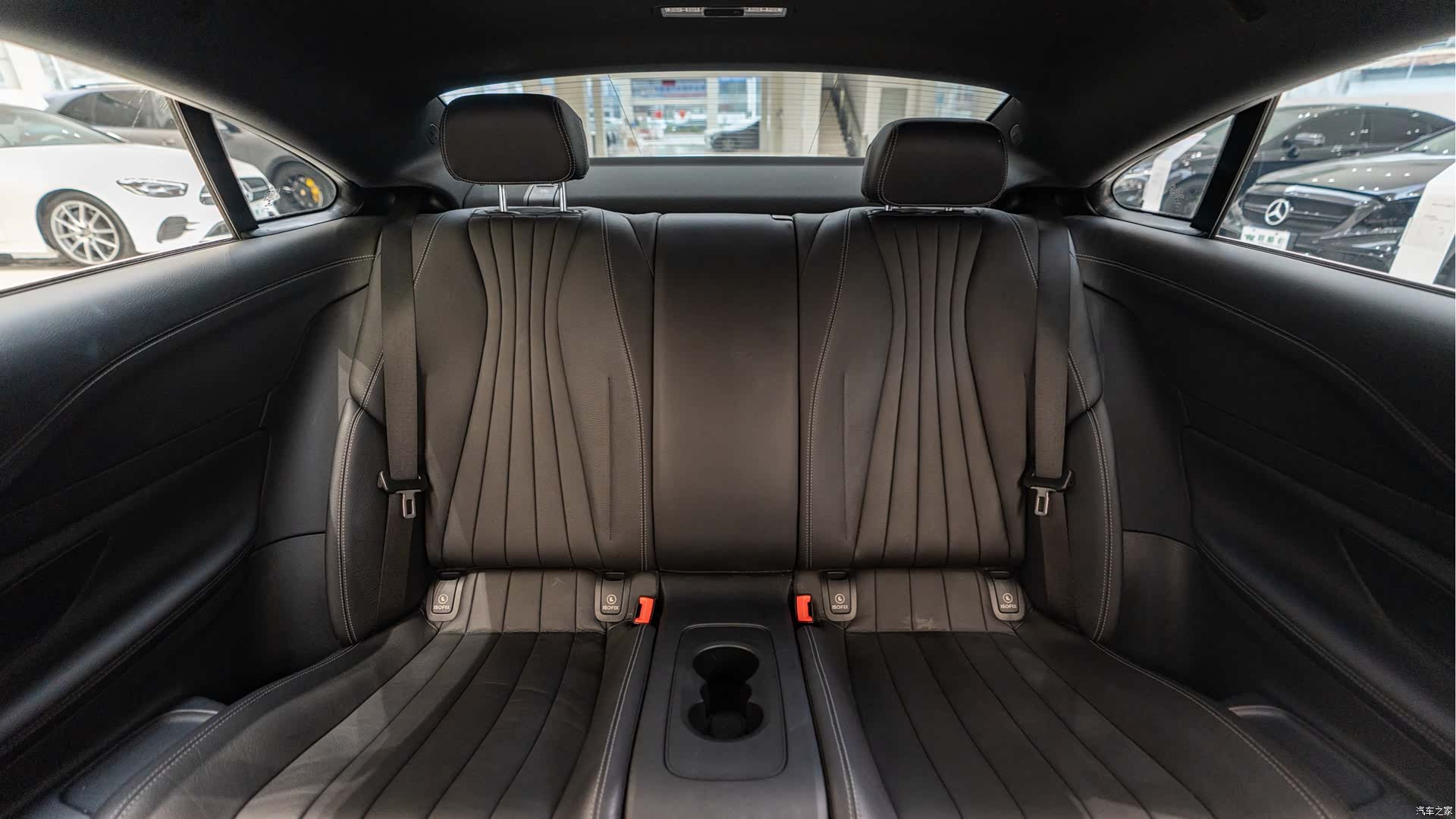 Mercedes-Benz E-Class, 2019 13