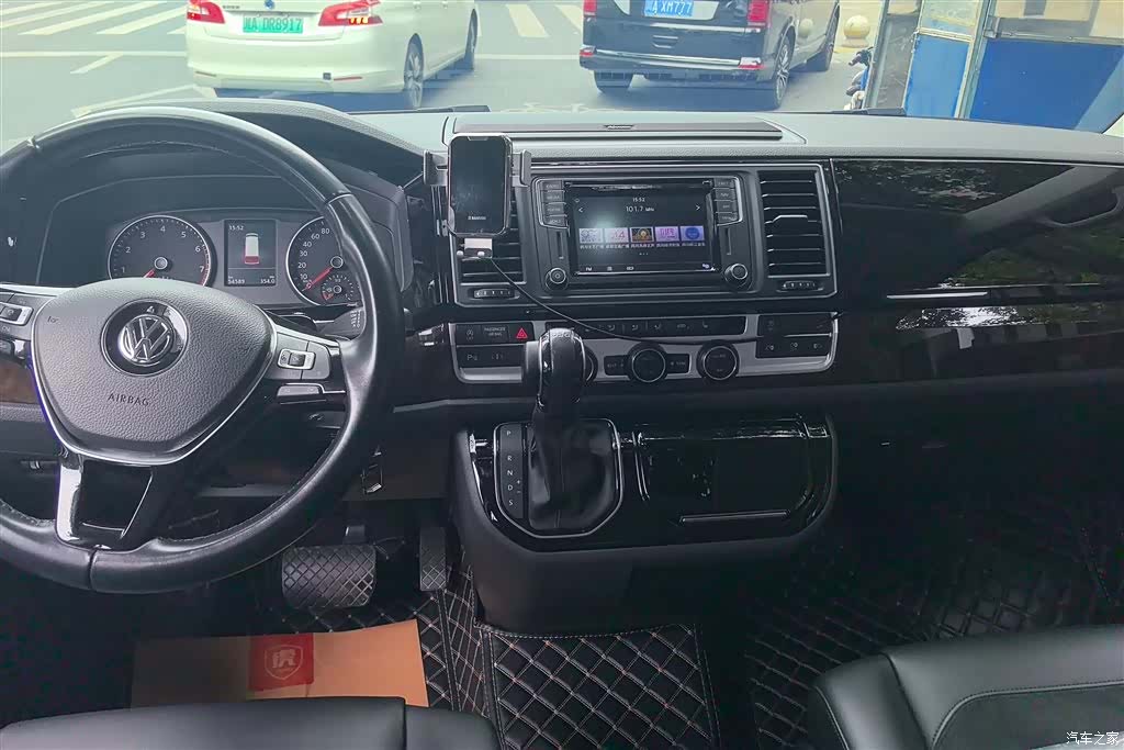 Volkswagen 7, 2019 13