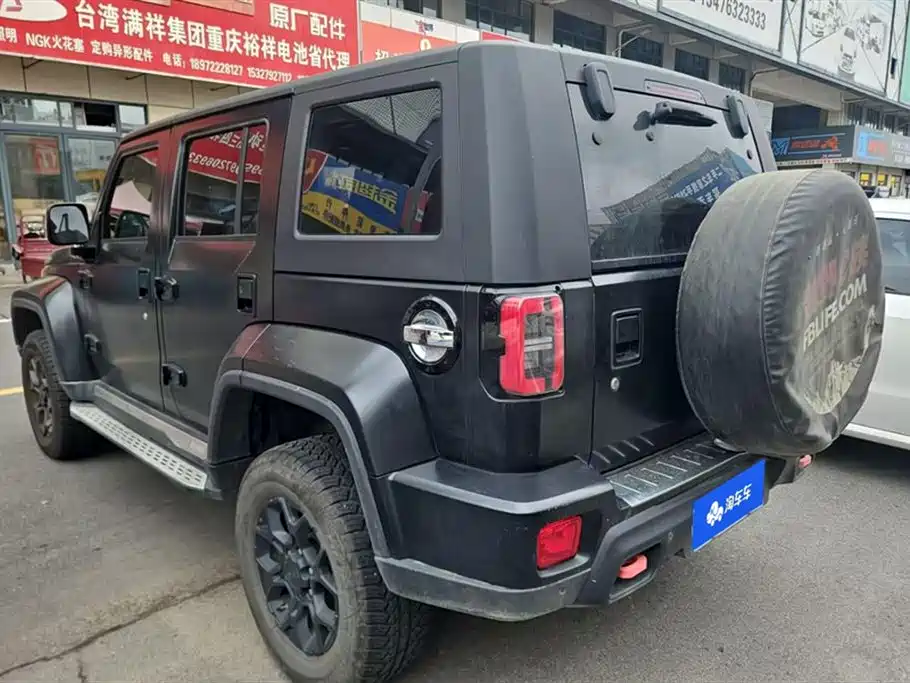 Beijing BJ40