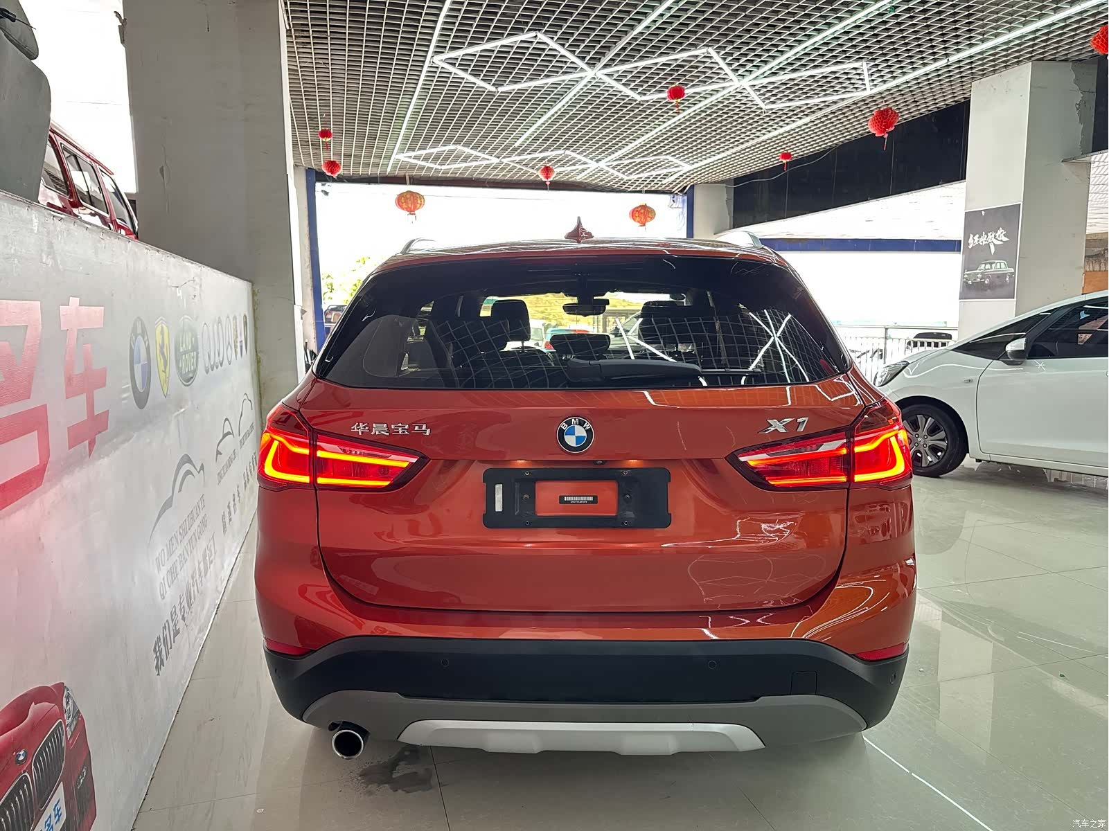 BMW X1, 2018 все фото