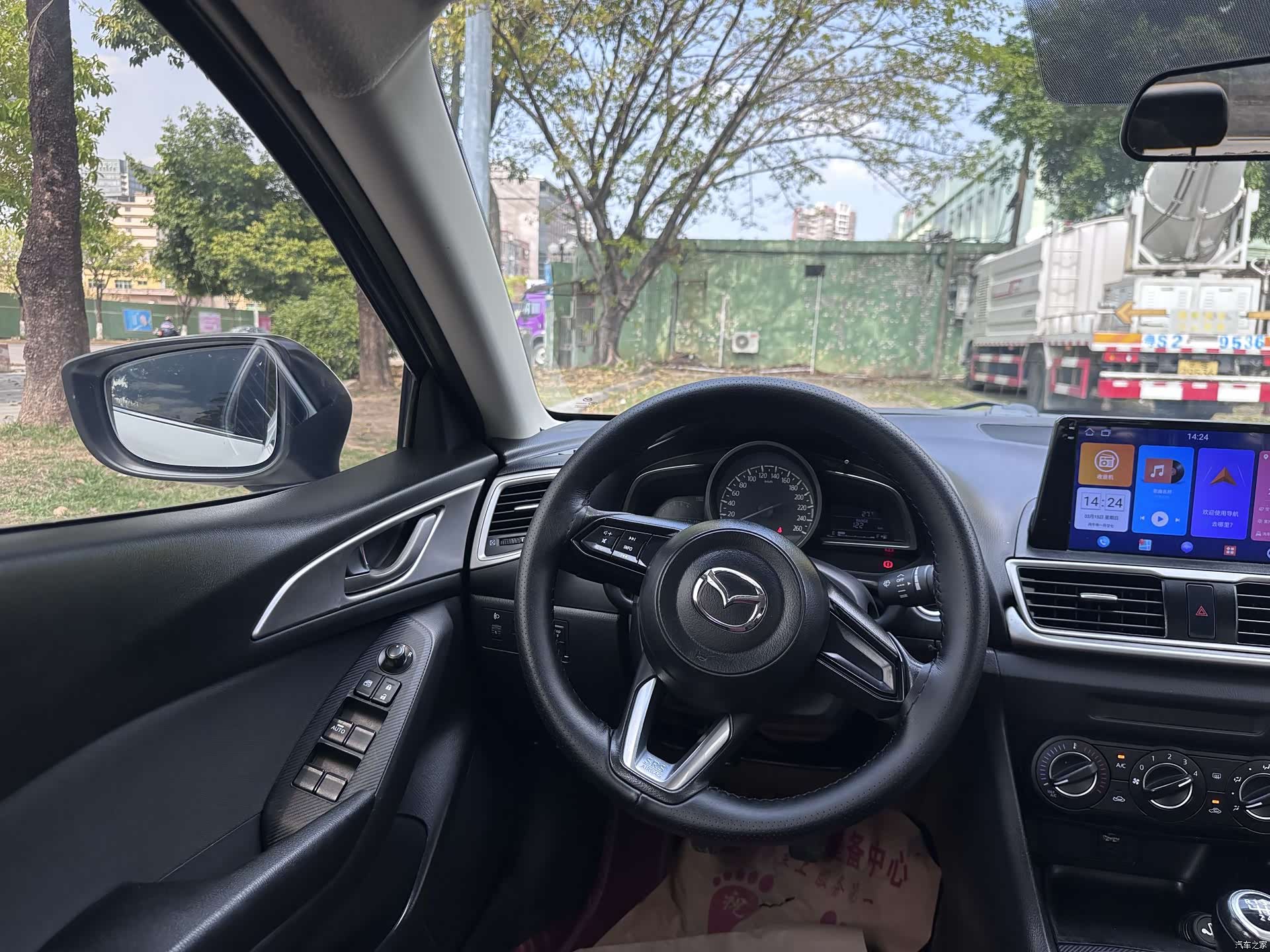 Mazda Mazda3, 2019 17