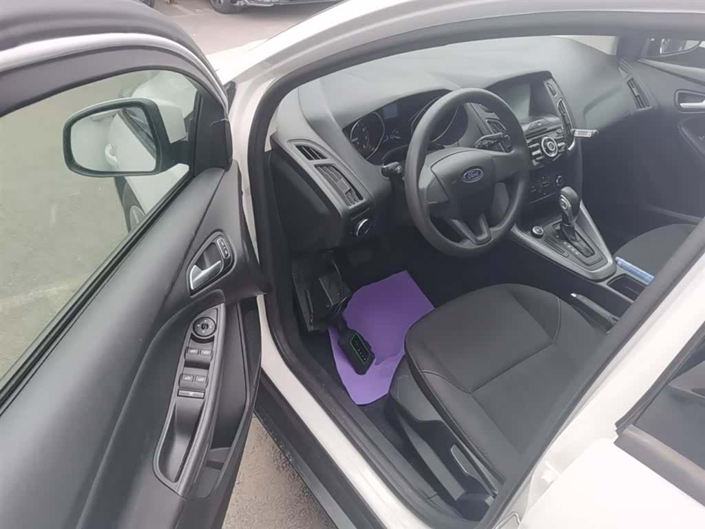 Ford Focus, 2019 16