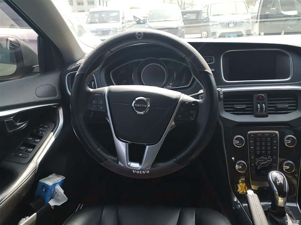 Volvo V40, 2018 7
