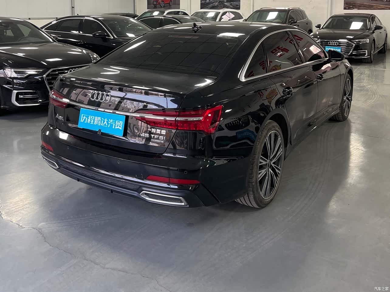 Audi A6L, 2022 3