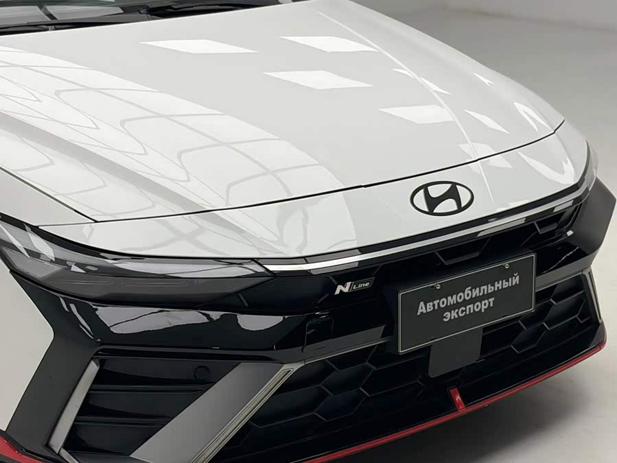 Hyundai Elantra 2023, фото 4