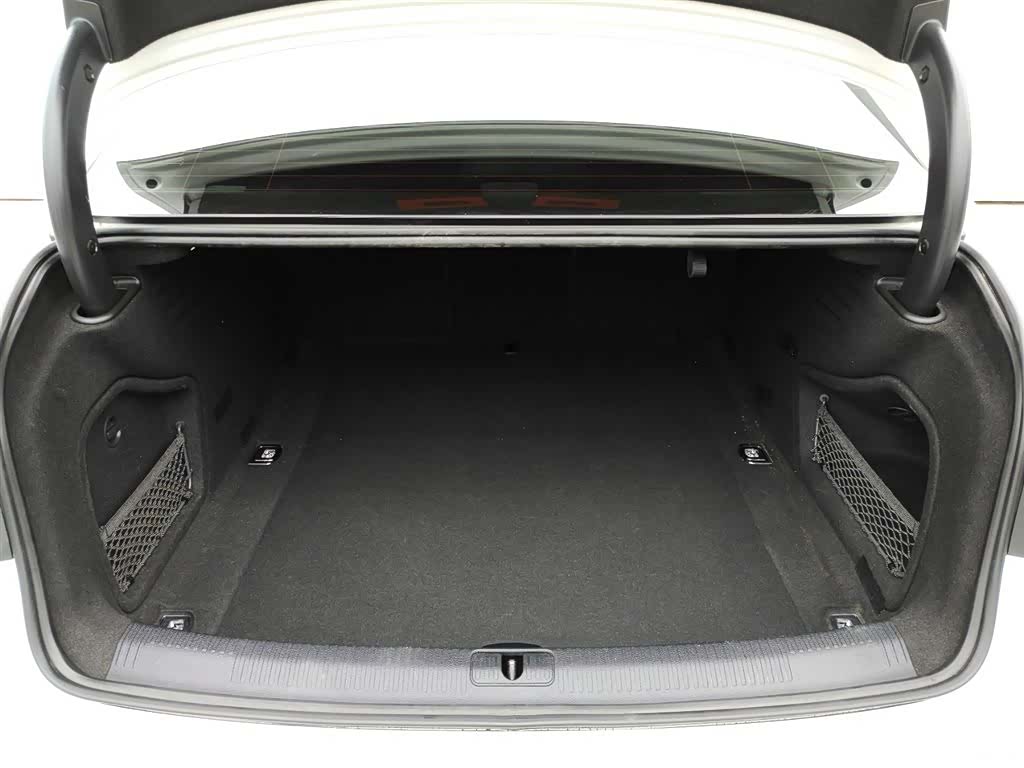 Audi A4L, 2021 20