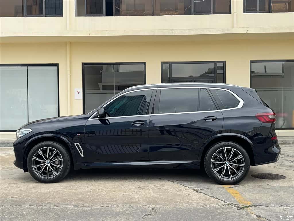 BMW X5, 2023 8
