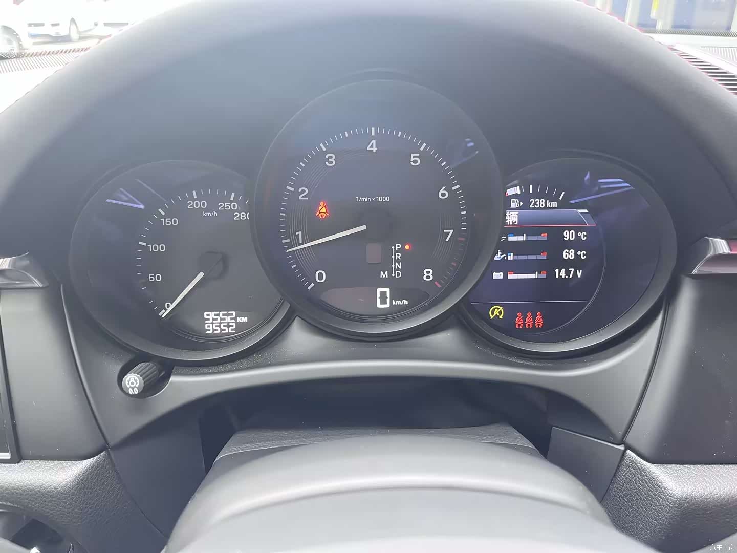 Porsche Macan, 2025 12