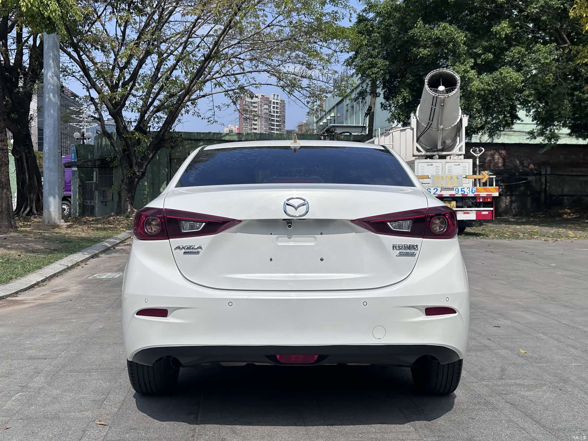 Mazda Mazda3, 2019 11
