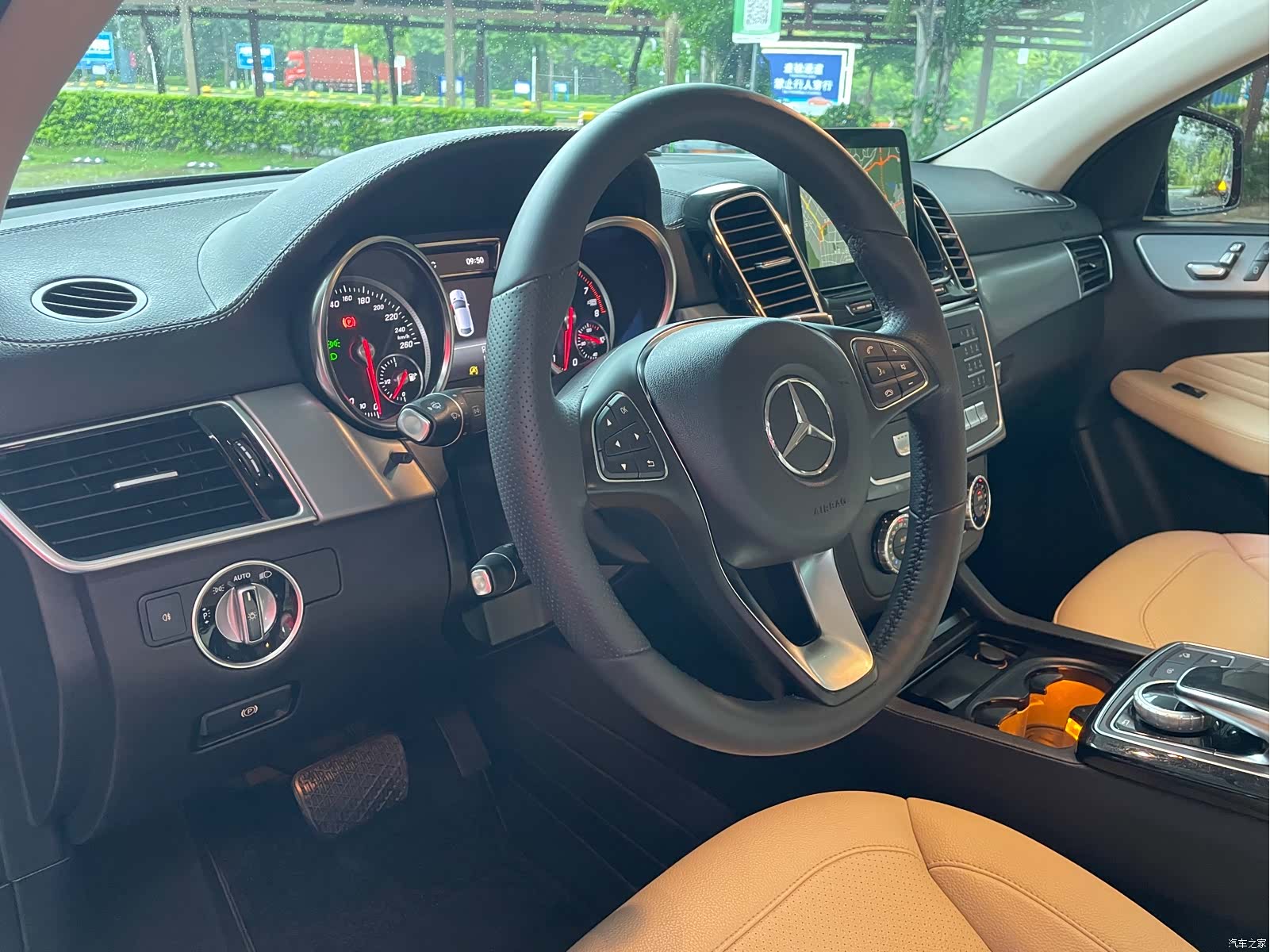 Mercedes-Benz GLE, 2017 10