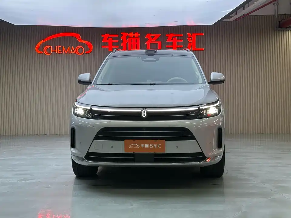 AITO Ask the world M7