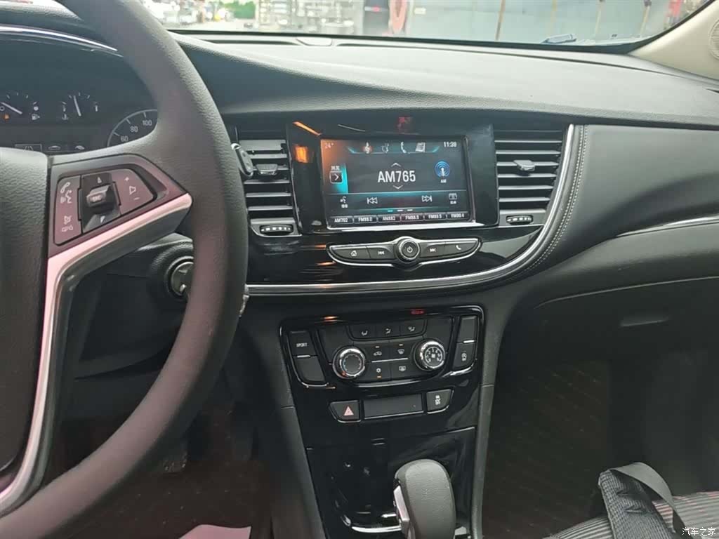 Buick Encore, 2019 13