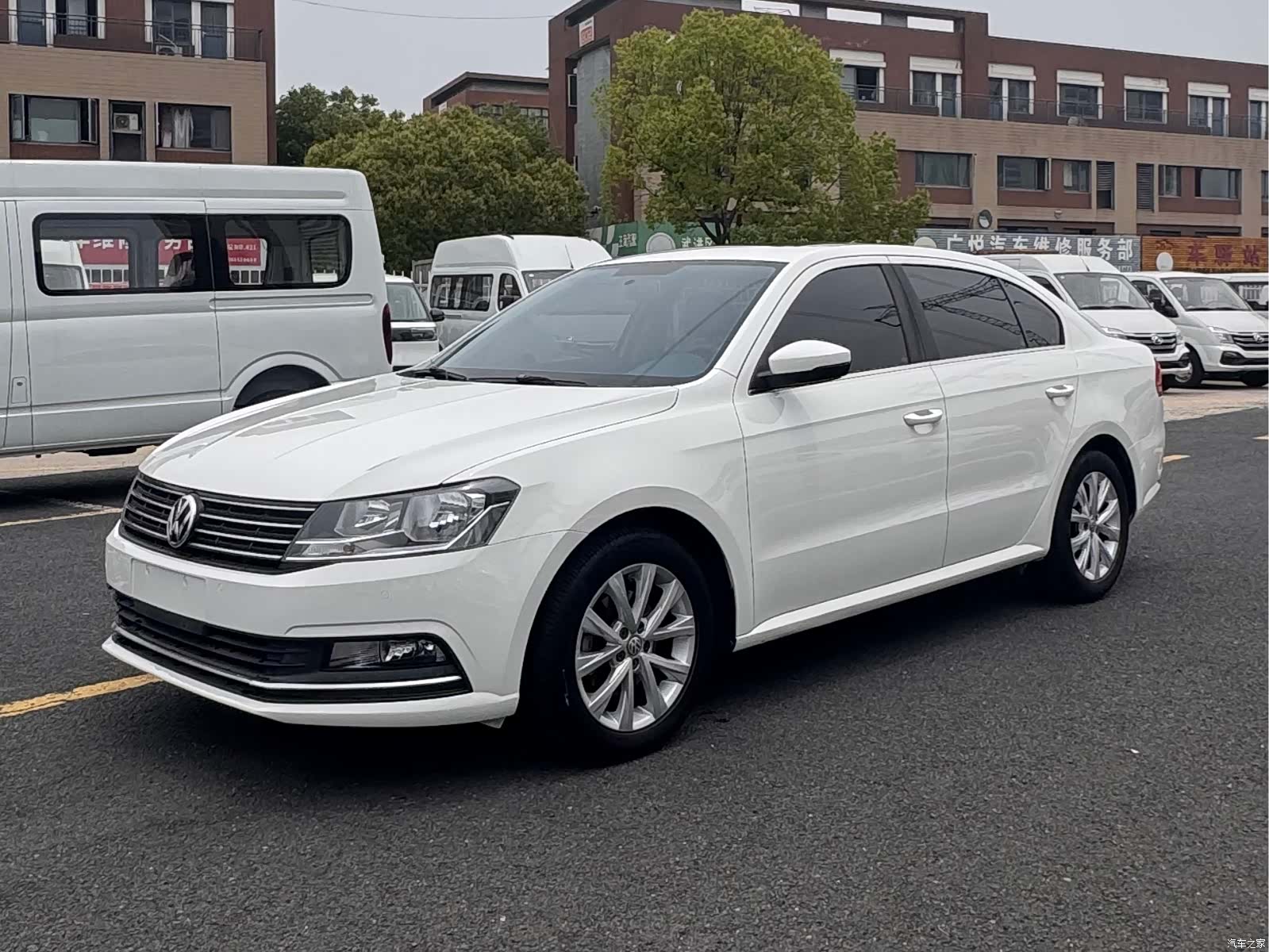 Volkswagen Lavida, 2016 1