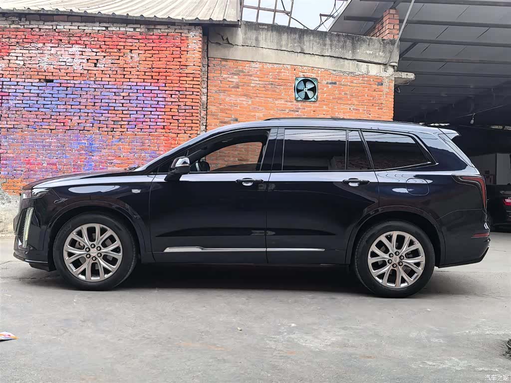 Cadillac XT6, 2021 4