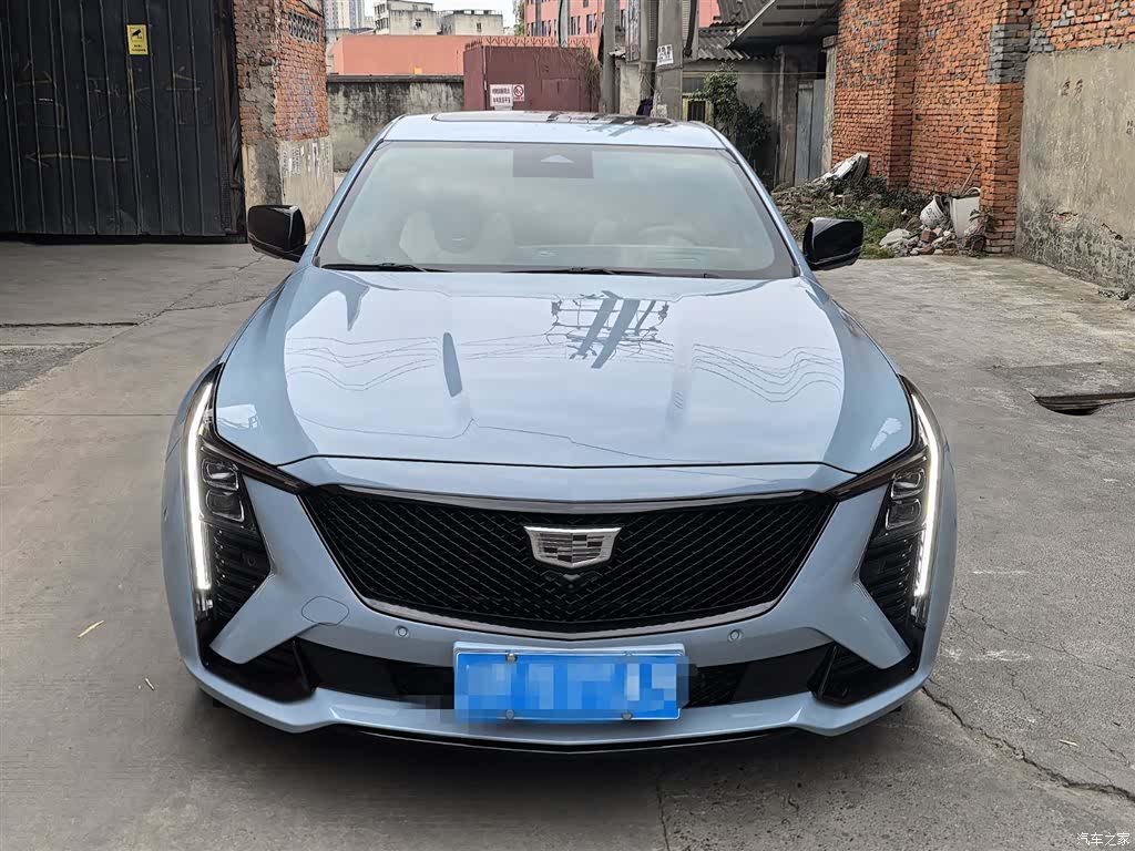 Cadillac CT5, 2025 2