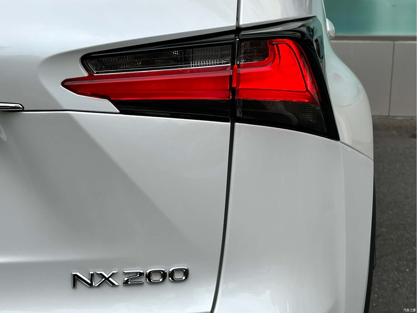 Lexus NX, 2015 10