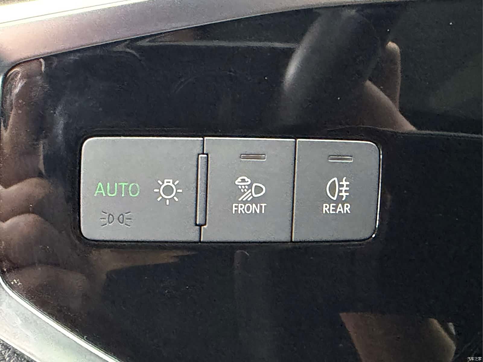 Audi Q3, 2022 10