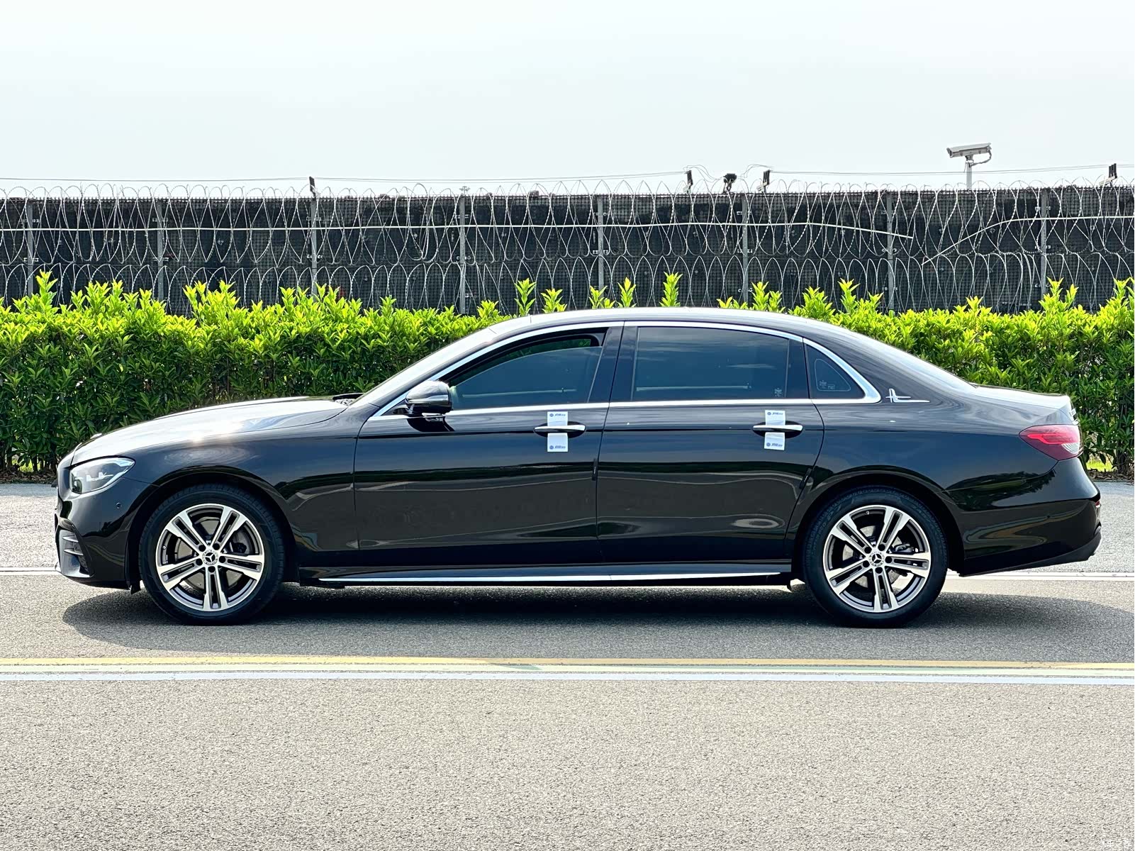Mercedes-Benz E-Class, 2022 4