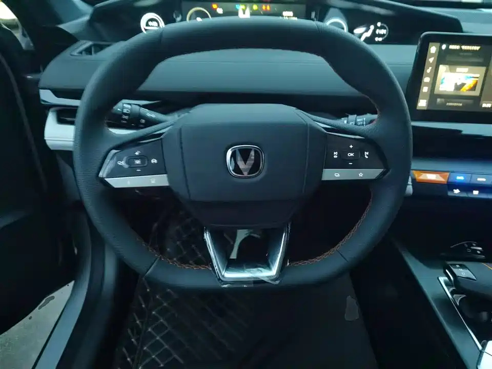 Changan UNI-V Smart iDD