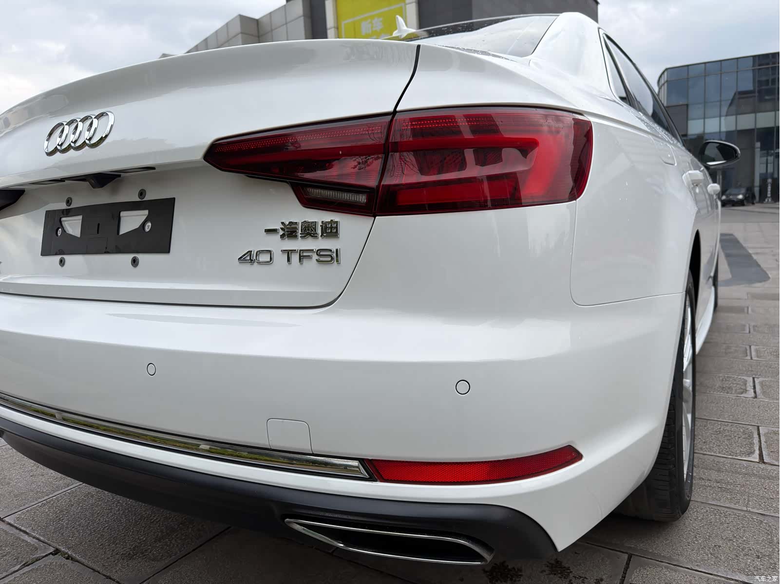Audi A4L, 2019 22