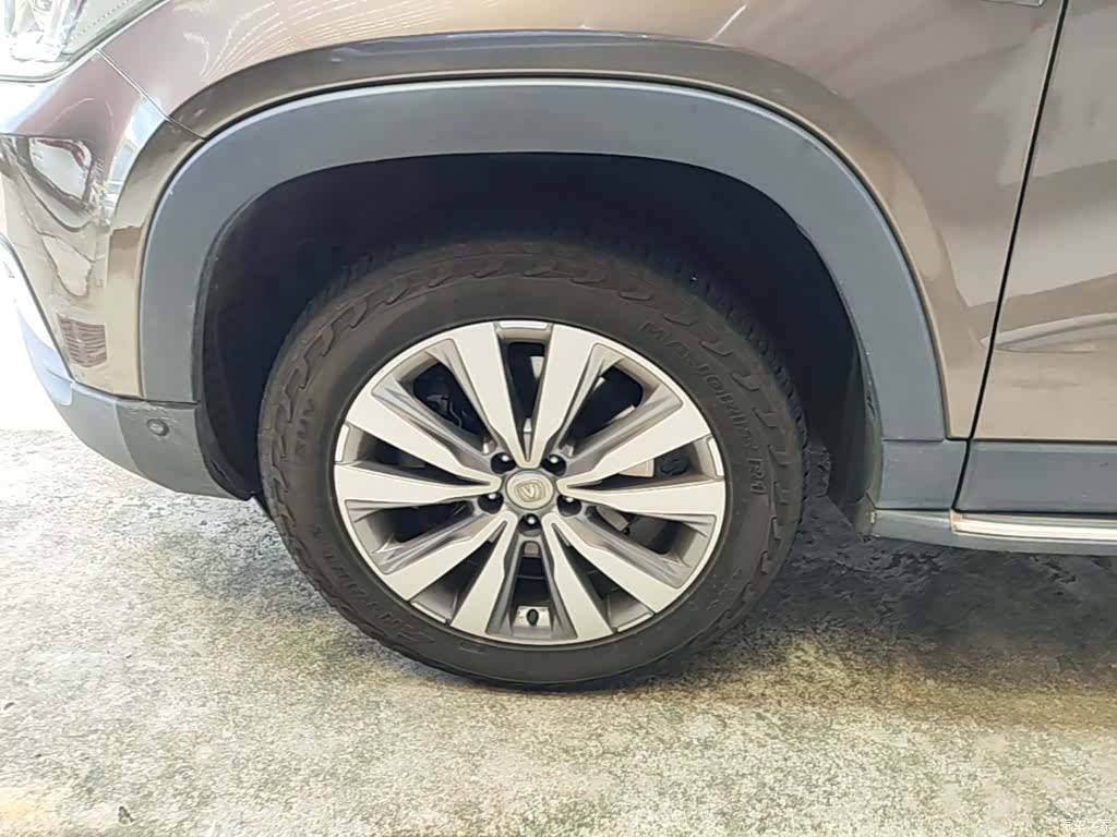 Changan CS95, 2018 23