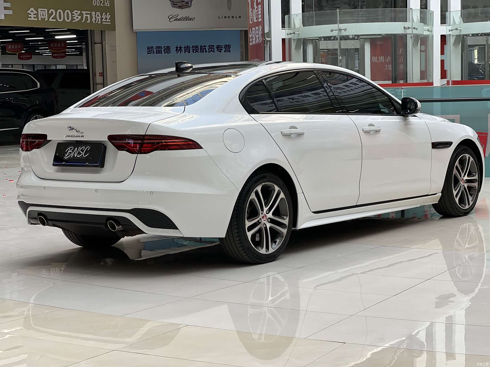Land Rover XEL, 2022 20