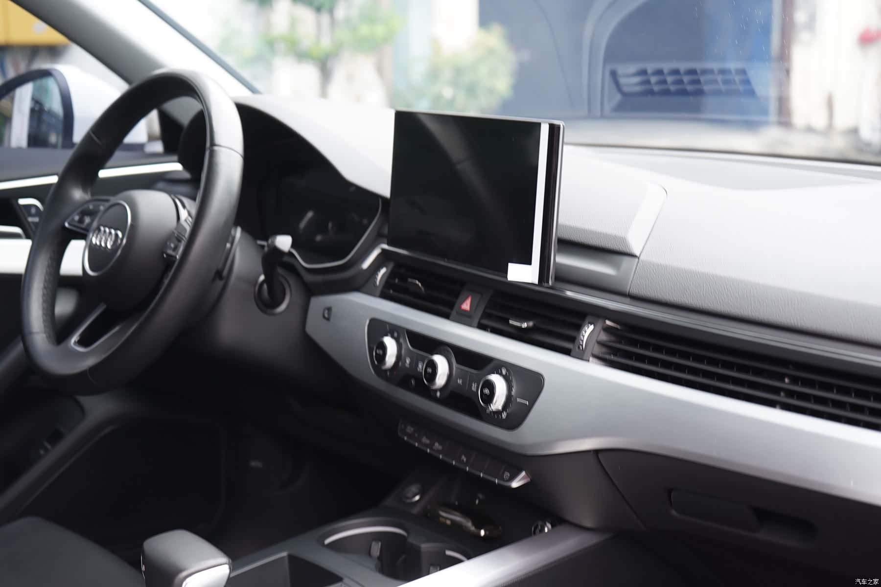 Audi A4L, 2024 11