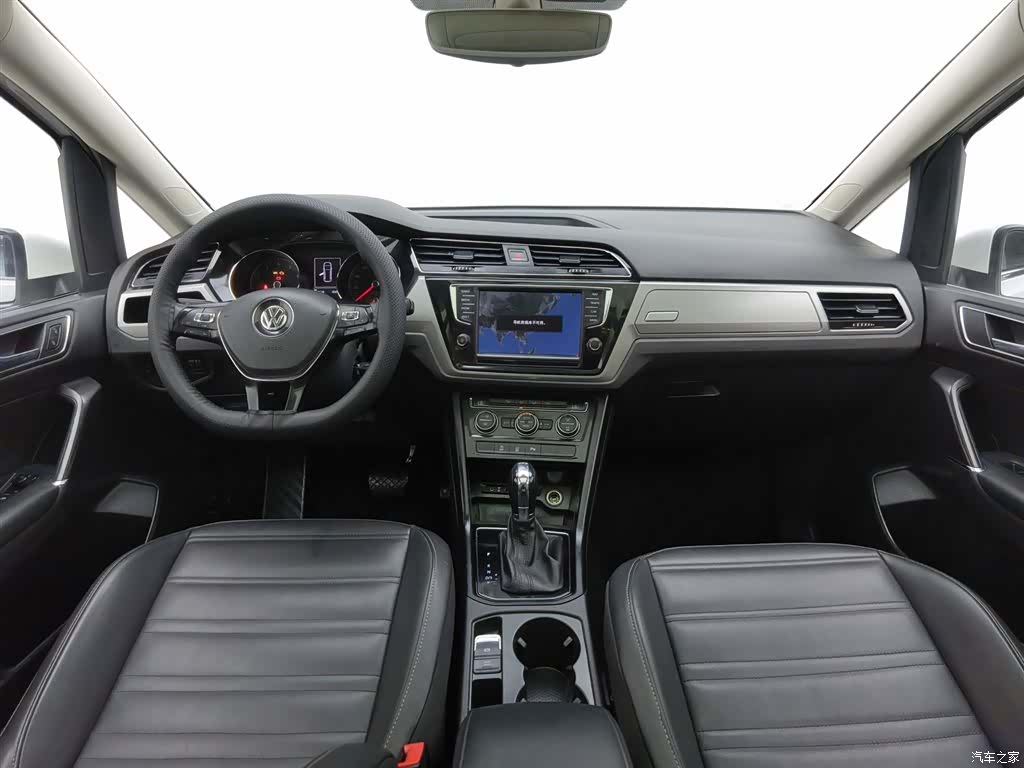 Volkswagen L, 2018 все фото