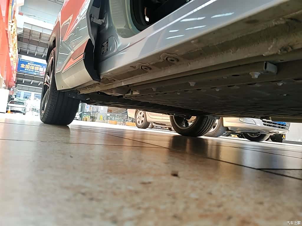 Geely Galaxy L7, 2025 21