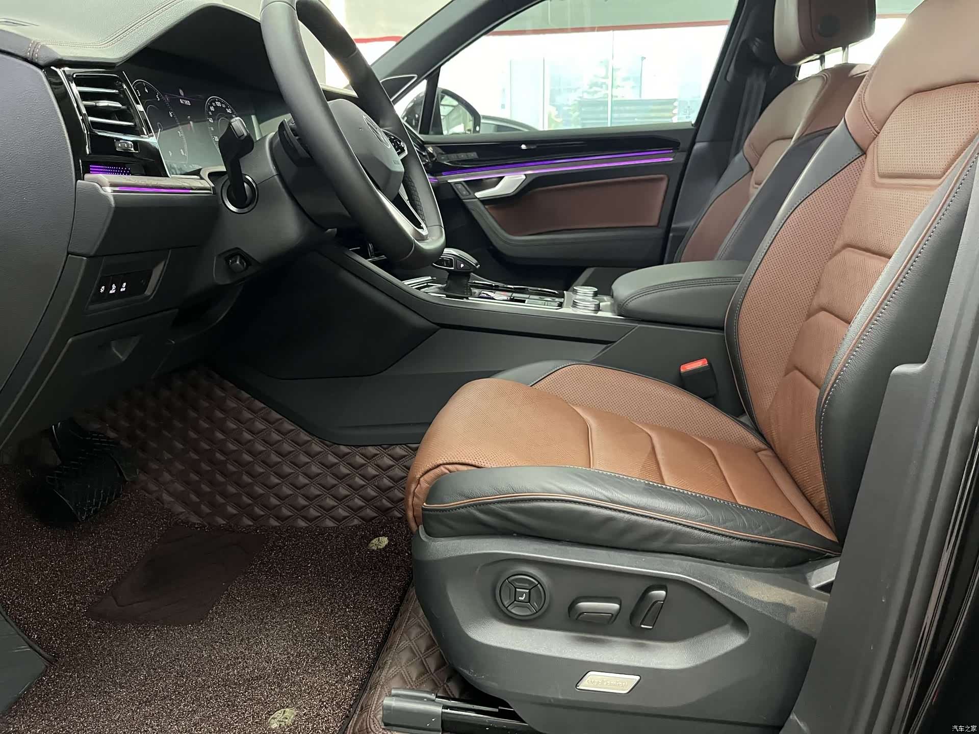 Volkswagen Touareg, 2022 7