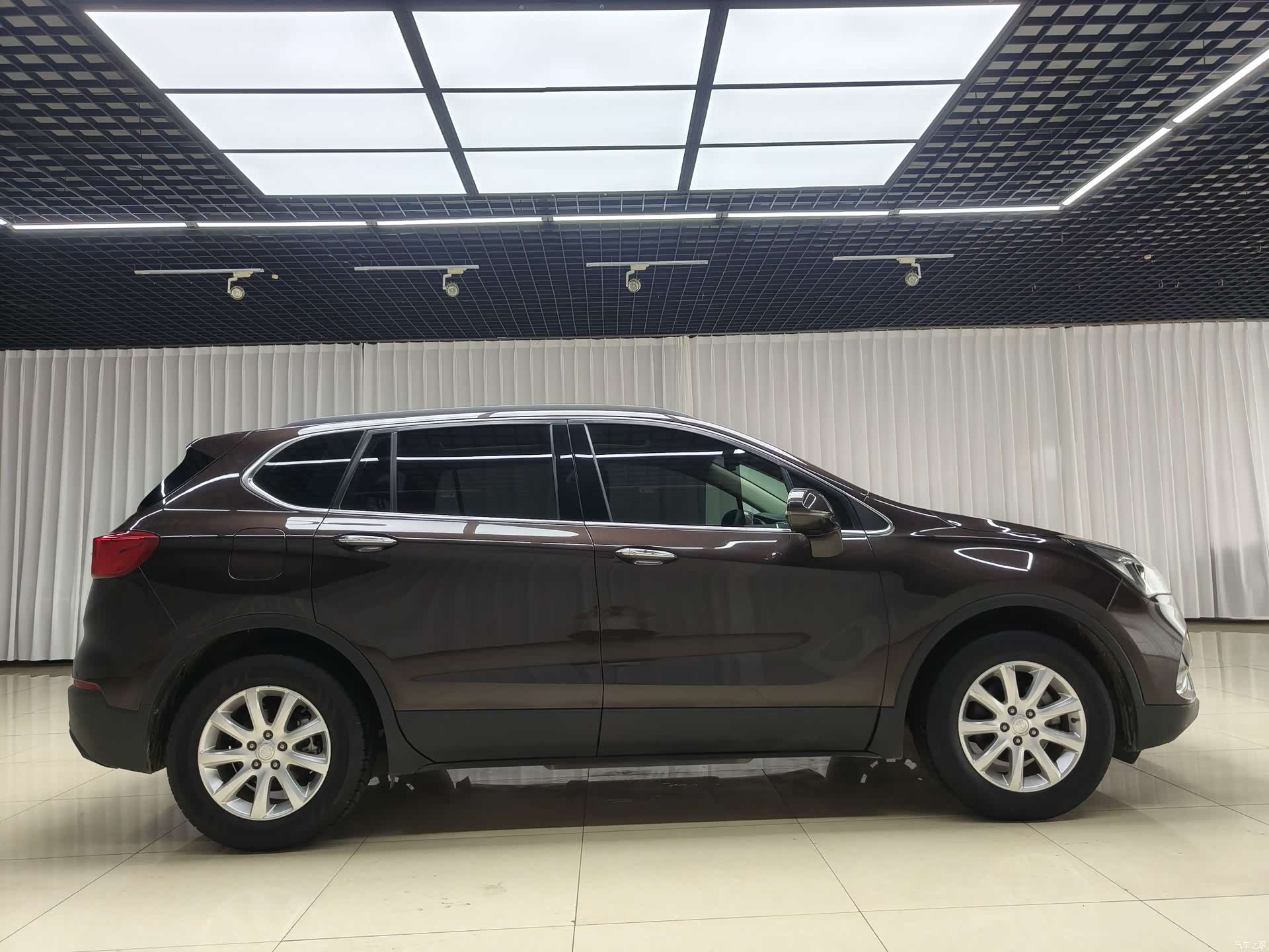 Buick Envision Plus, 2021 4