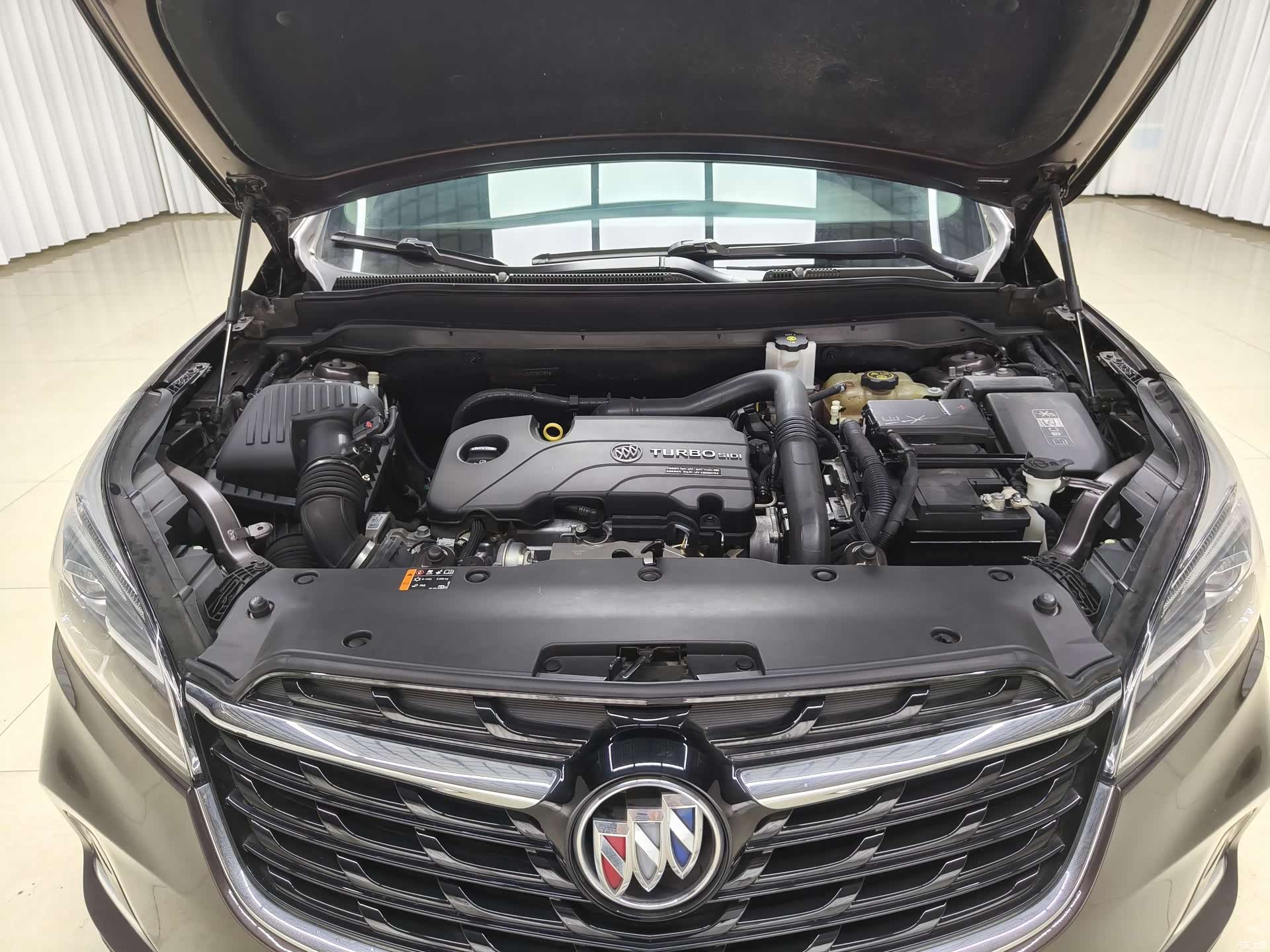 Buick Envision Plus, 2021 22