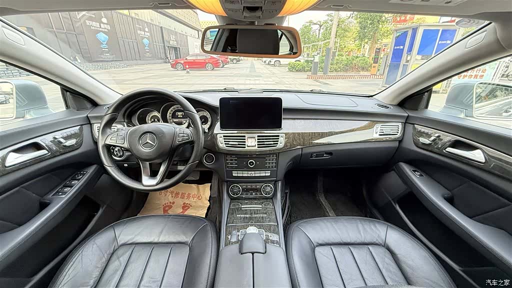 Mercedes-Benz CLS, 2015 14
