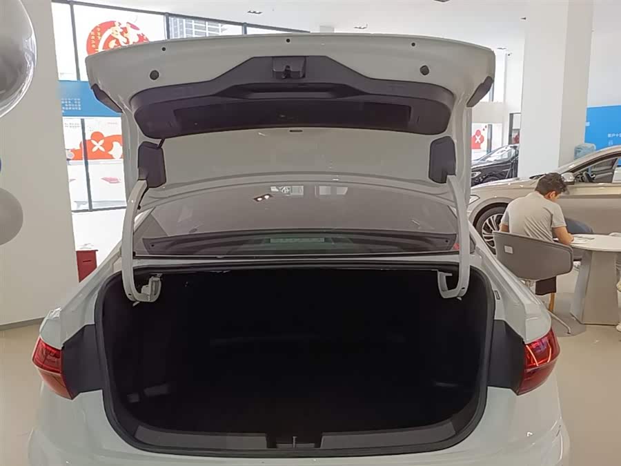 Volkswagen Sagitar 2019, фото 18