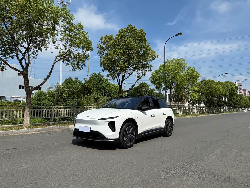 NIO ES6