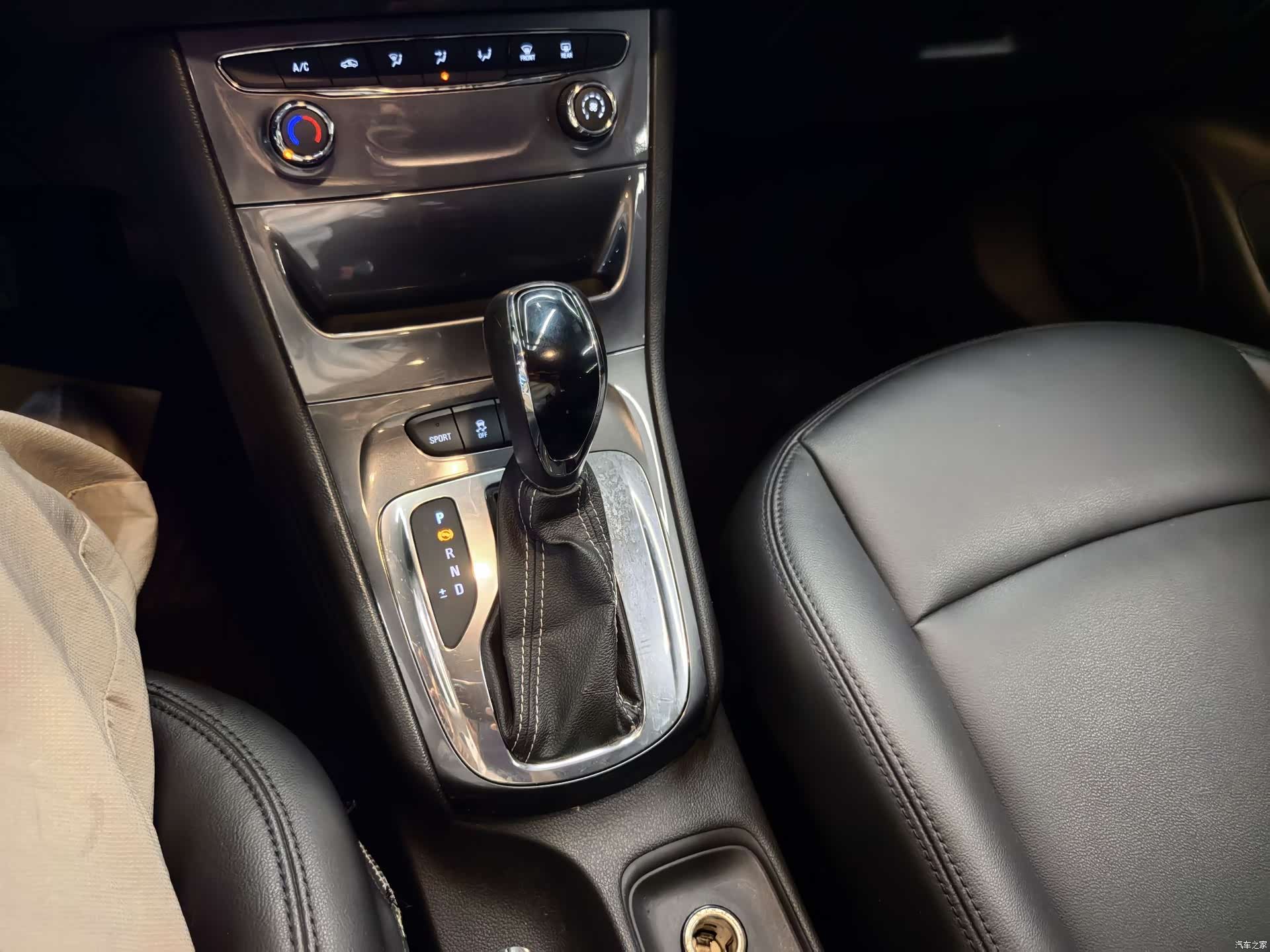 Buick Verano, 2017 12
