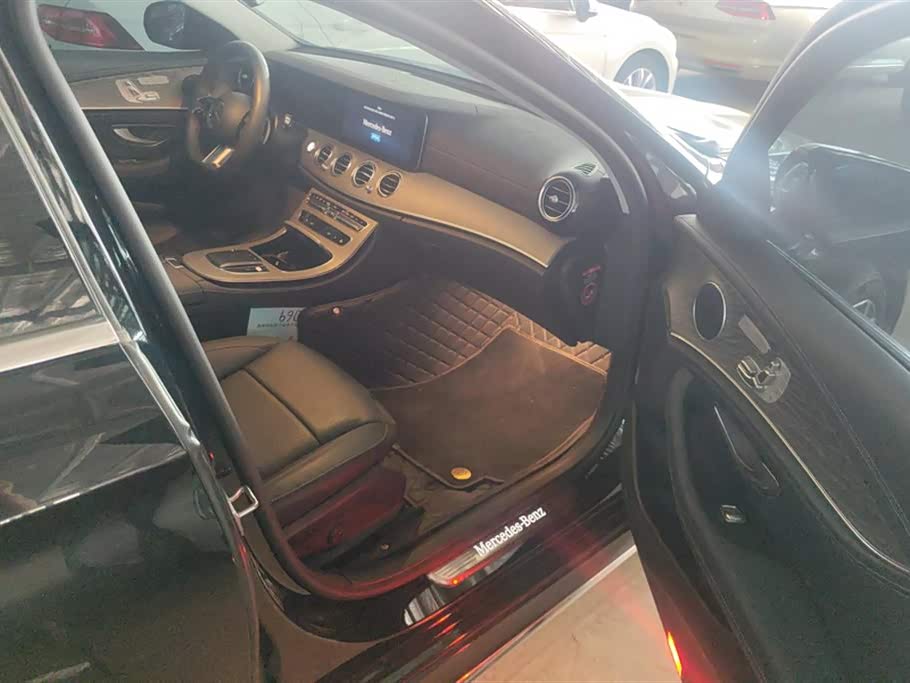 Mercedes-Benz E-class Mercedes-Benz E-class