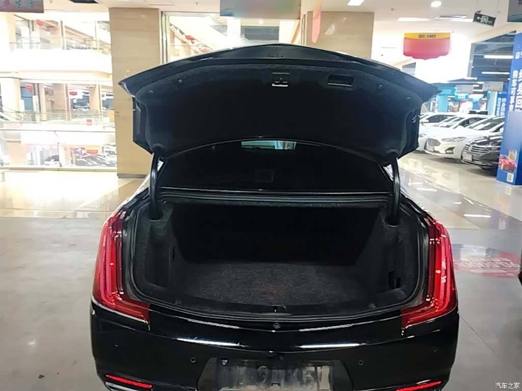 Cadillac XTS, 2019 19