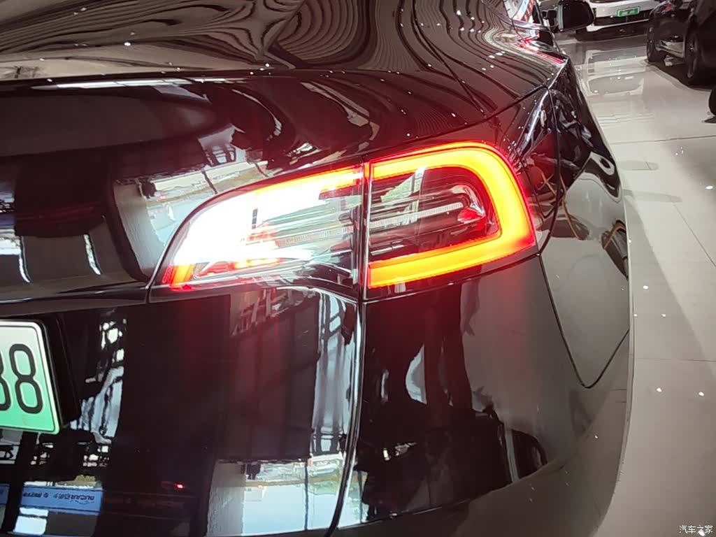Tesla Model Y, 2021 8