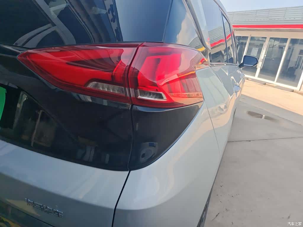 Haima 7X, 2022 8